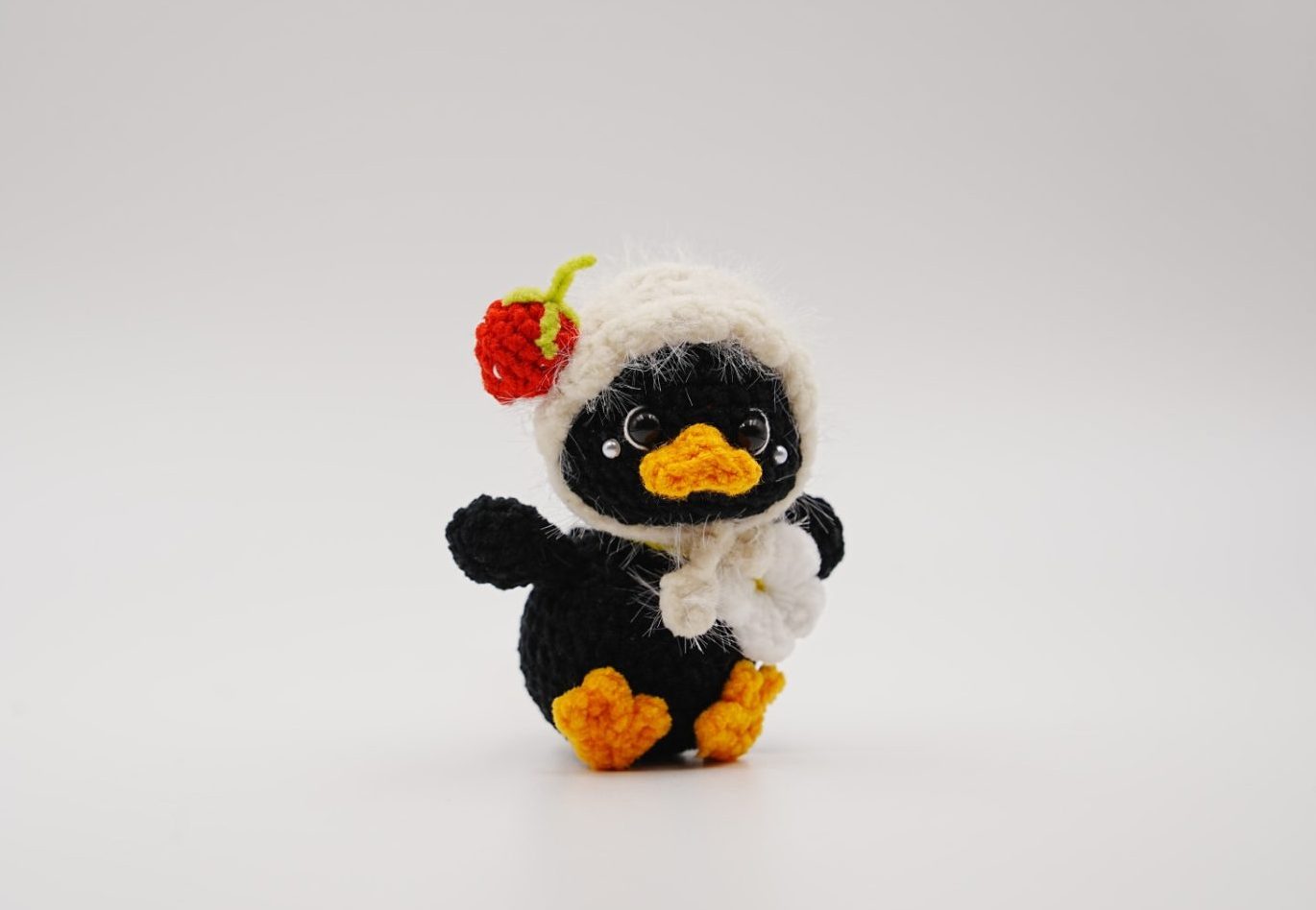 crochet-duck-005 Strawberry Duck - Image 1