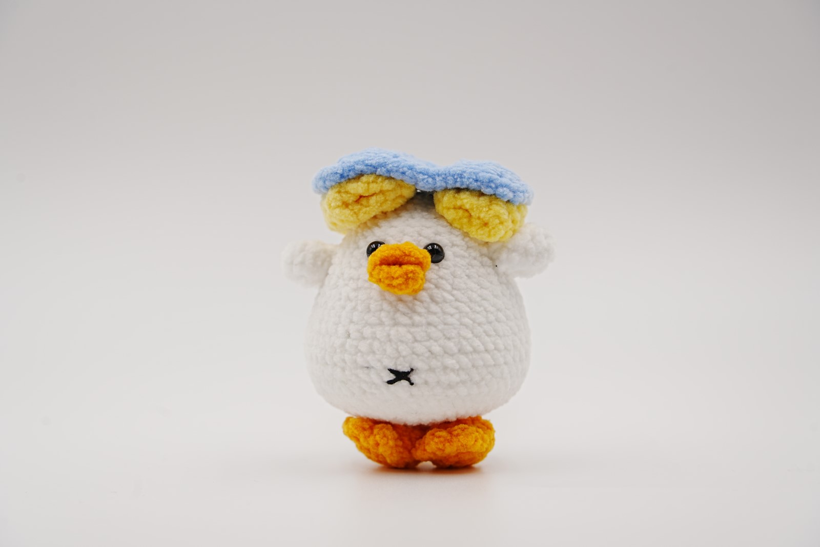 crochet-duck-008 Book Duck - Image 1