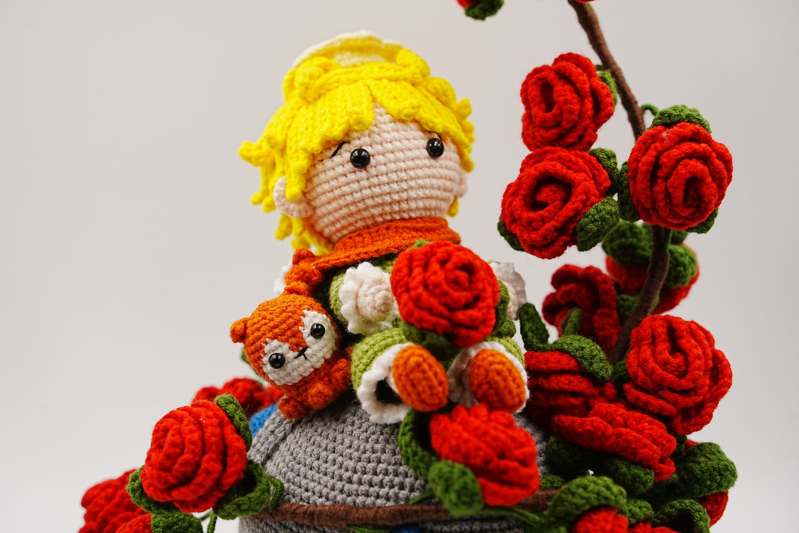 crochet-giftset-024 Little Prince on Rose Planet - Image 1